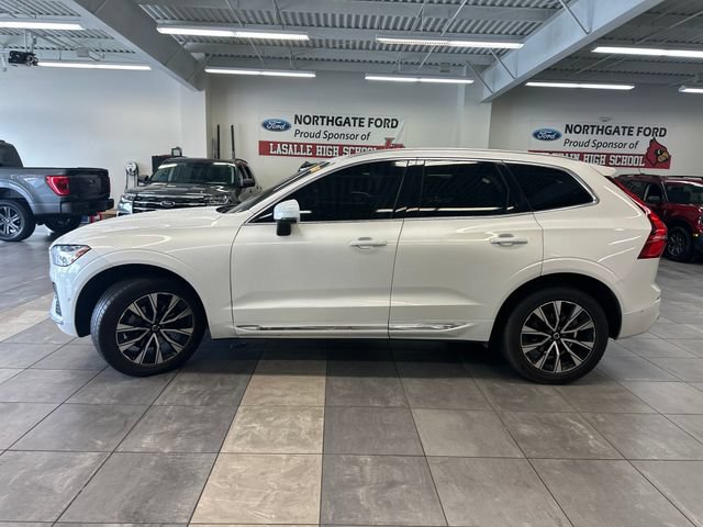 Used 2023 Volvo XC60 B5 Plus AWD/4WD image 12