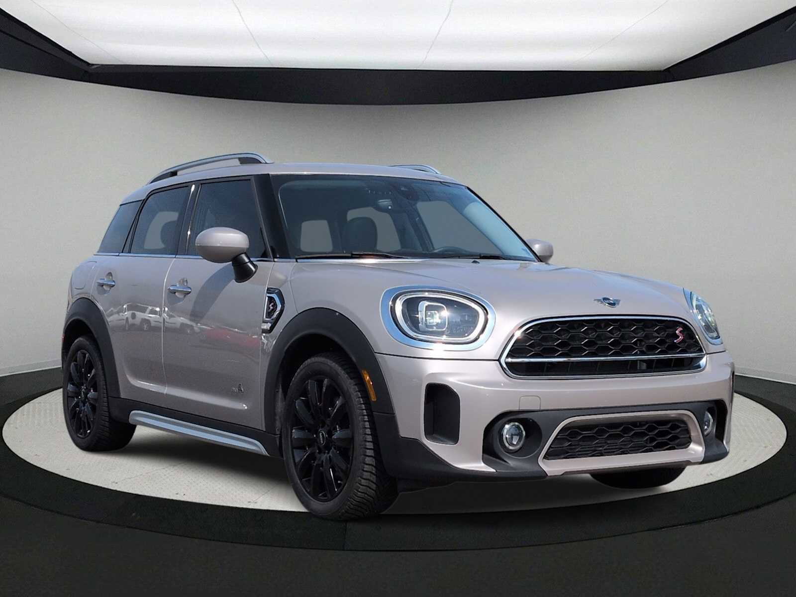 Used 2024 MINI Cooper Countryman S image 2