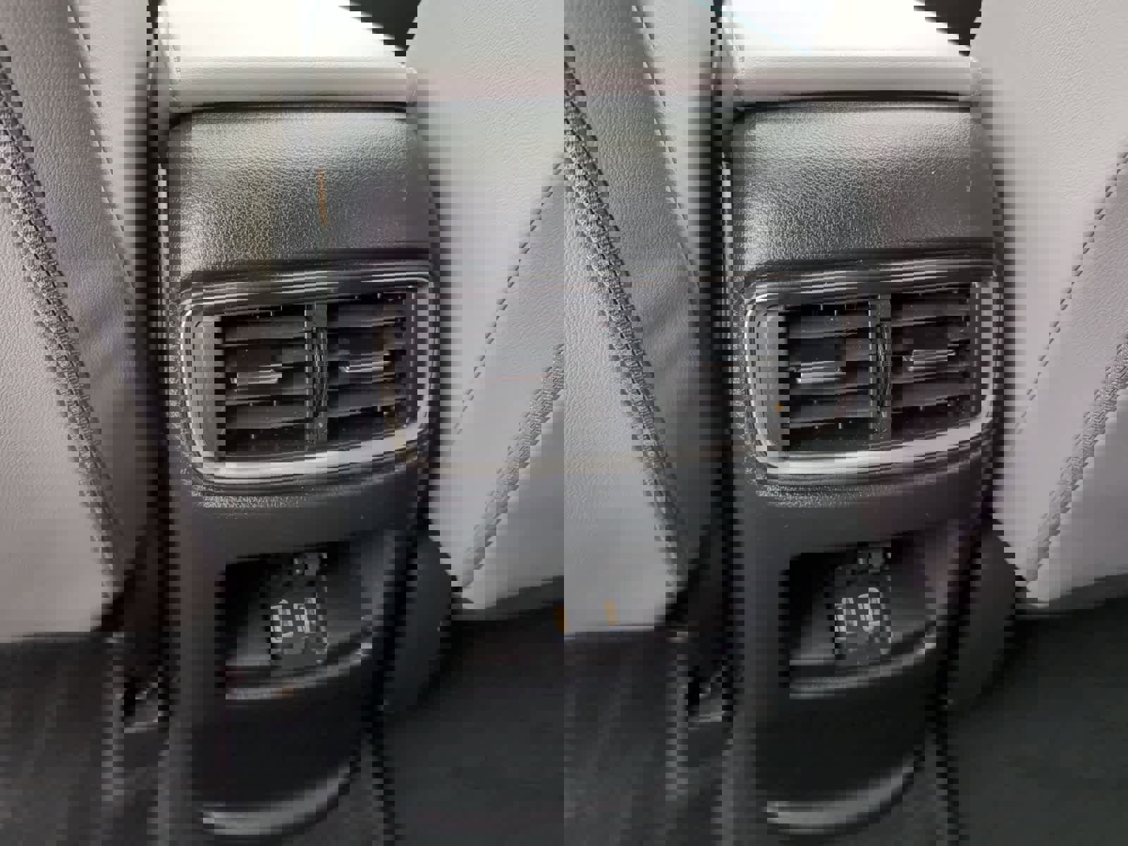 Used 2022 Honda CR-V Touring image 27