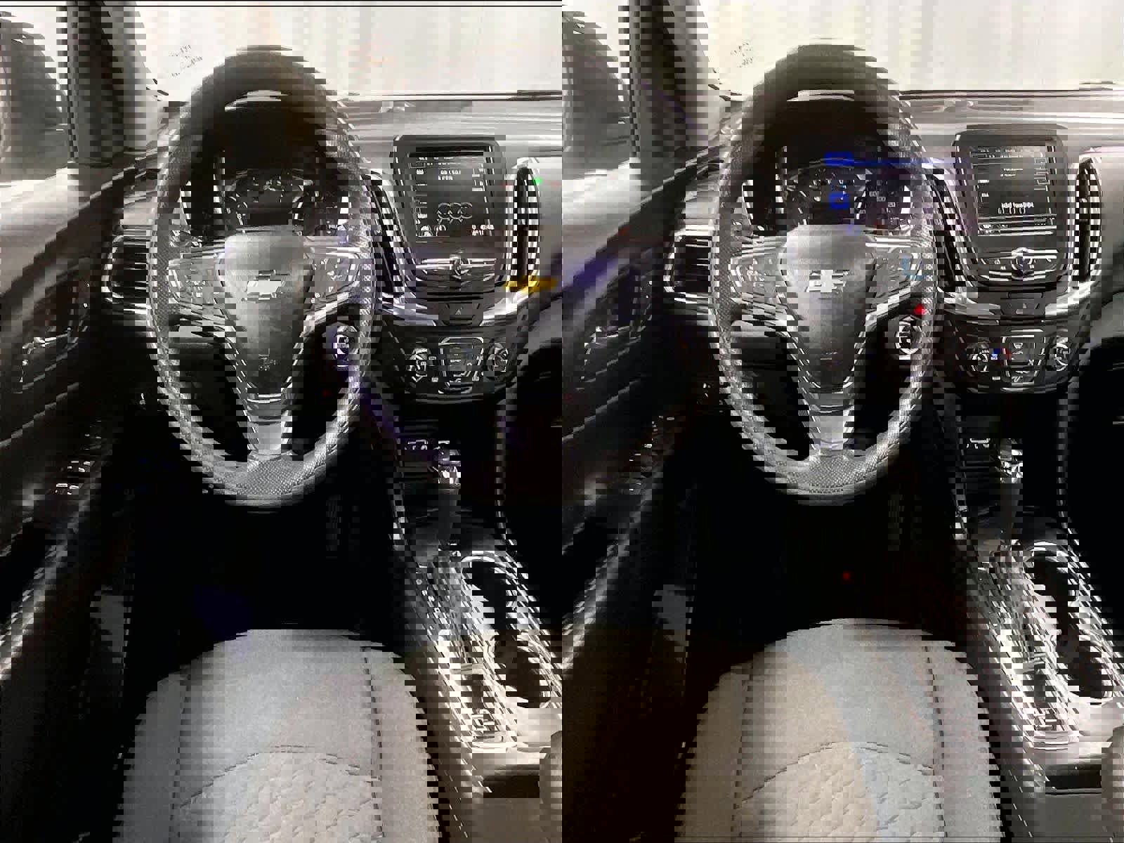 Used 2020 Chevrolet Equinox LT image 17