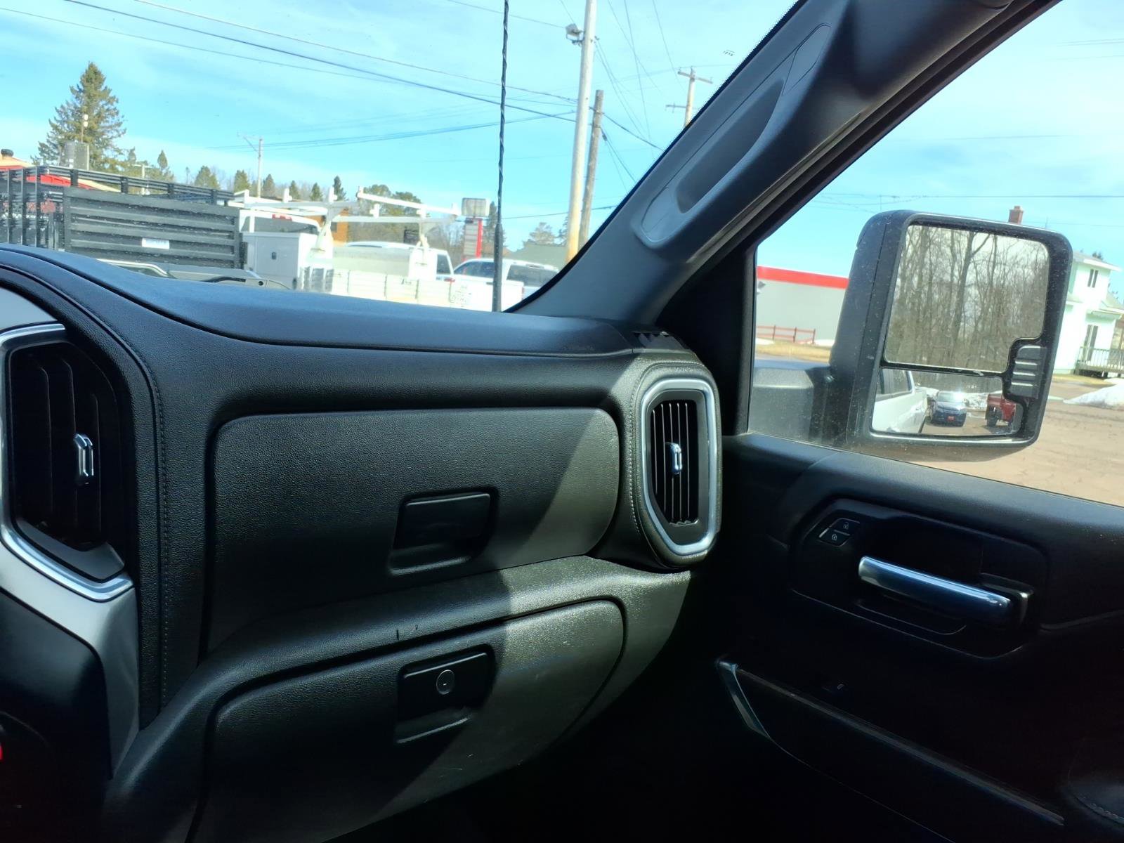 Used 2023 Chevrolet Silverado 2500 LT w/ Convenience Package image 18