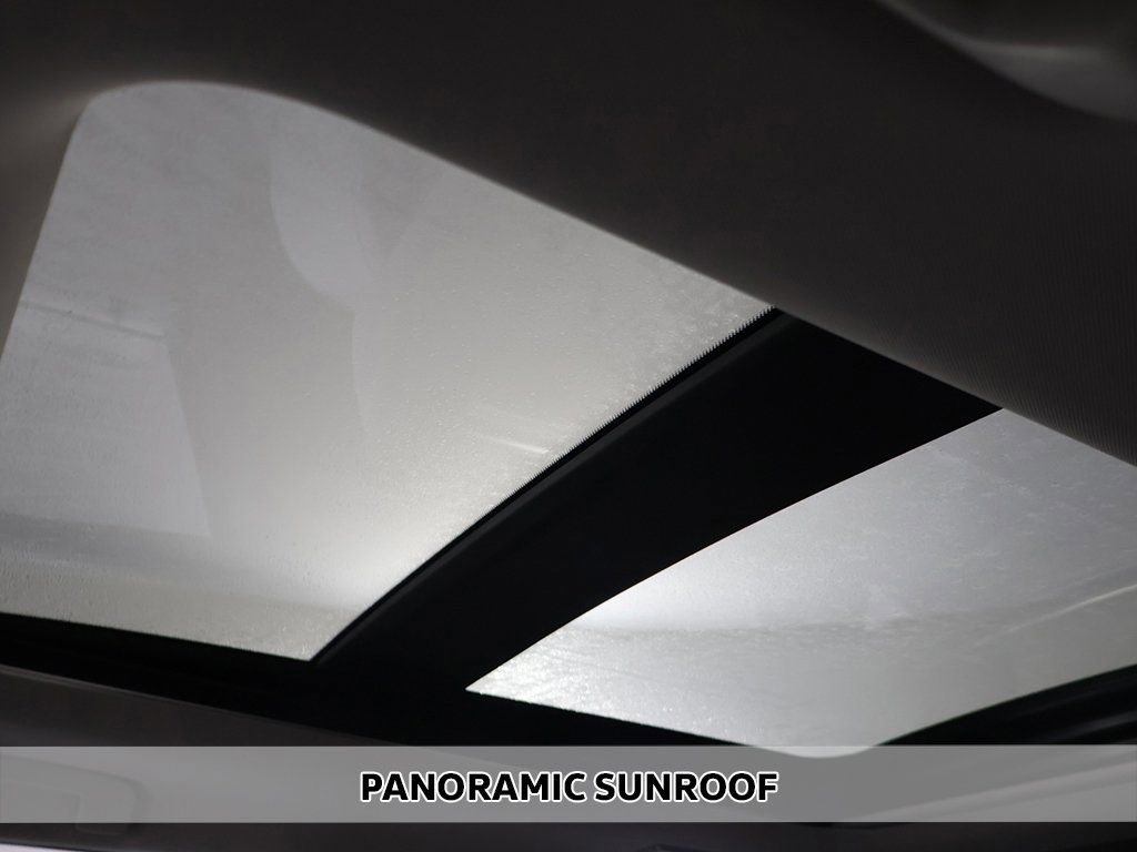 New 2025 Mitsubishi Outlander SE image 4