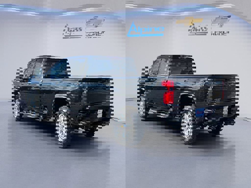 Used 2023 Chevrolet Silverado 2500 High Country w/ Z71 Off-Road Package image 3