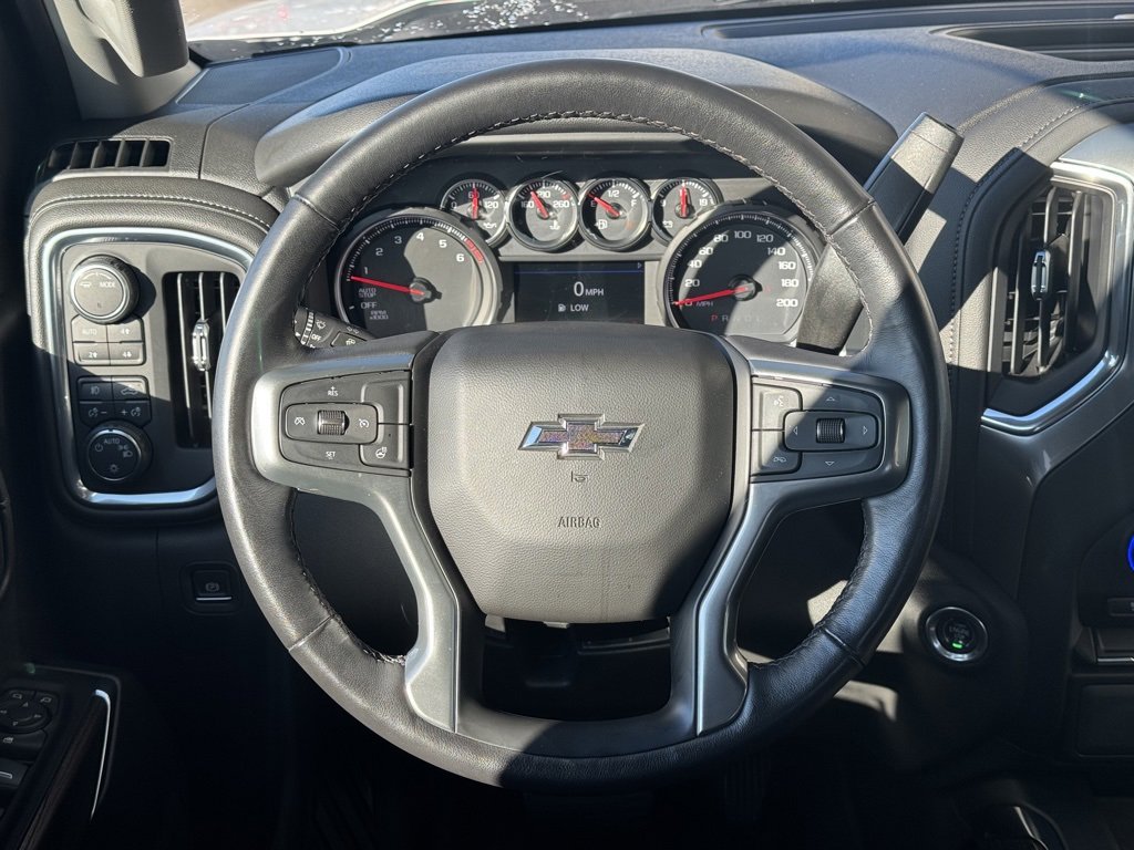 Used 2022 Chevrolet Silverado 1500 RST image 16