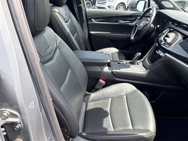 Used 2023 Cadillac XT6 Premium Luxury AWD/4WD image 28