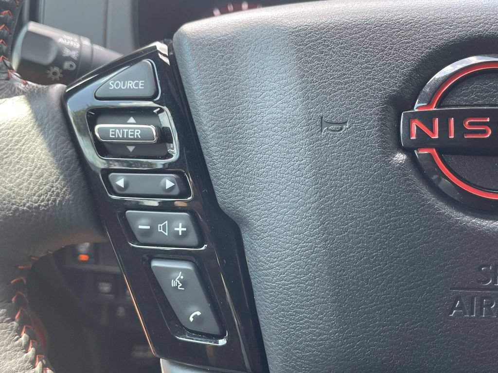 Used 2025 Nissan Frontier 4x4 Crew Cab image 22