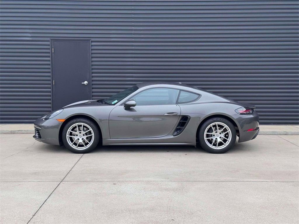 Certified 2024 Porsche 718 Cayman image 2