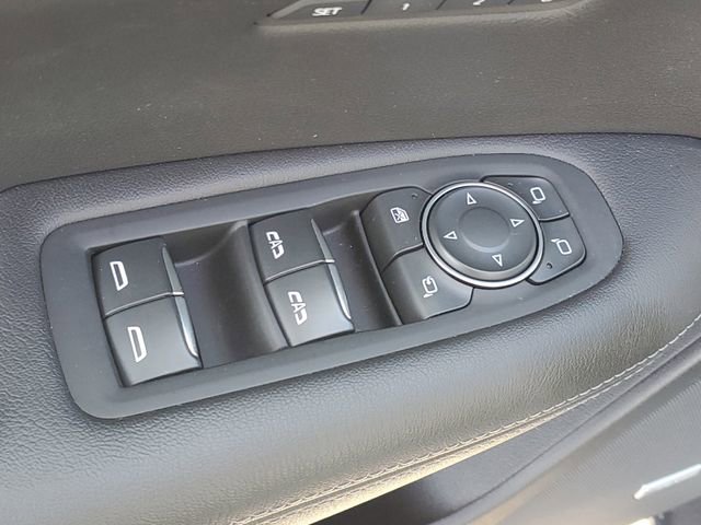 Used 2024 Cadillac XT5 Premium Luxury w/ LPO, Floor Liner Package AWD/4WD image 12