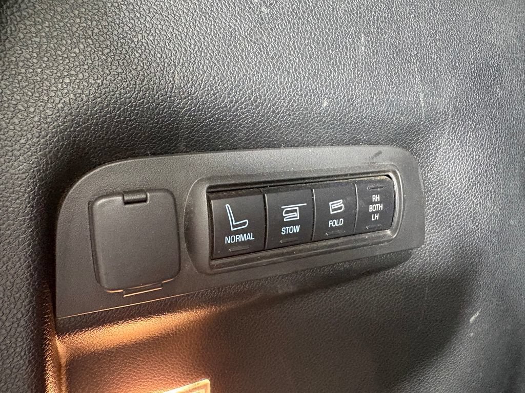 Certified 2018 Ford Explorer Sport w/ Equipment Group 401A AWD/4WD image 35