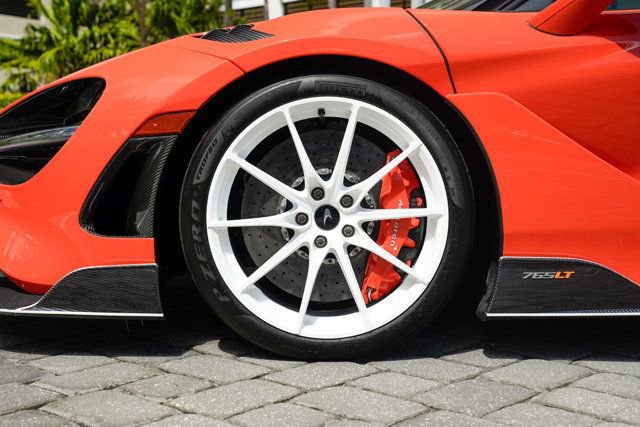Used 2021 McLaren 765LT image 14
