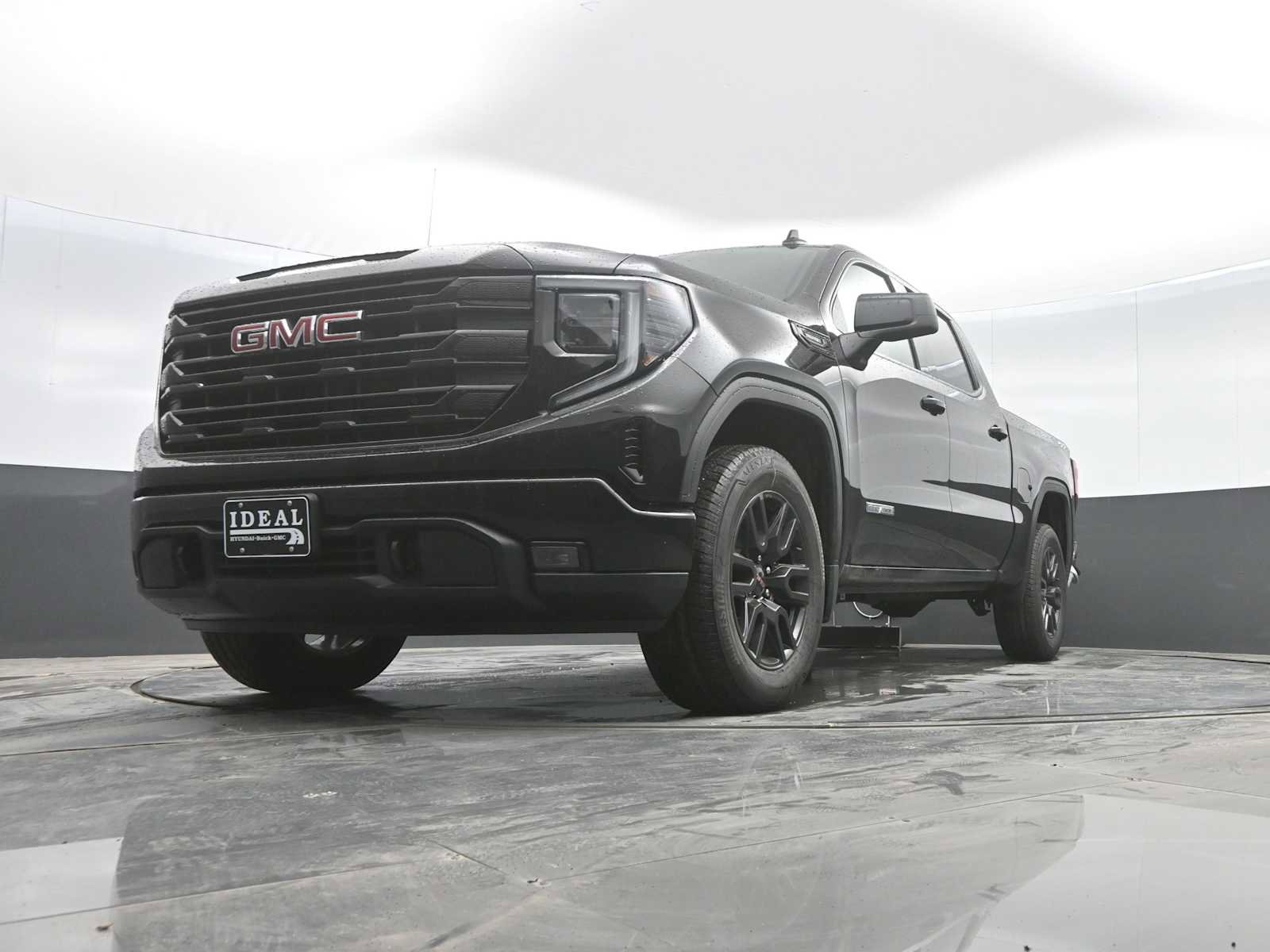 New 2026 GMC Sierra 1500 Elevation image 24