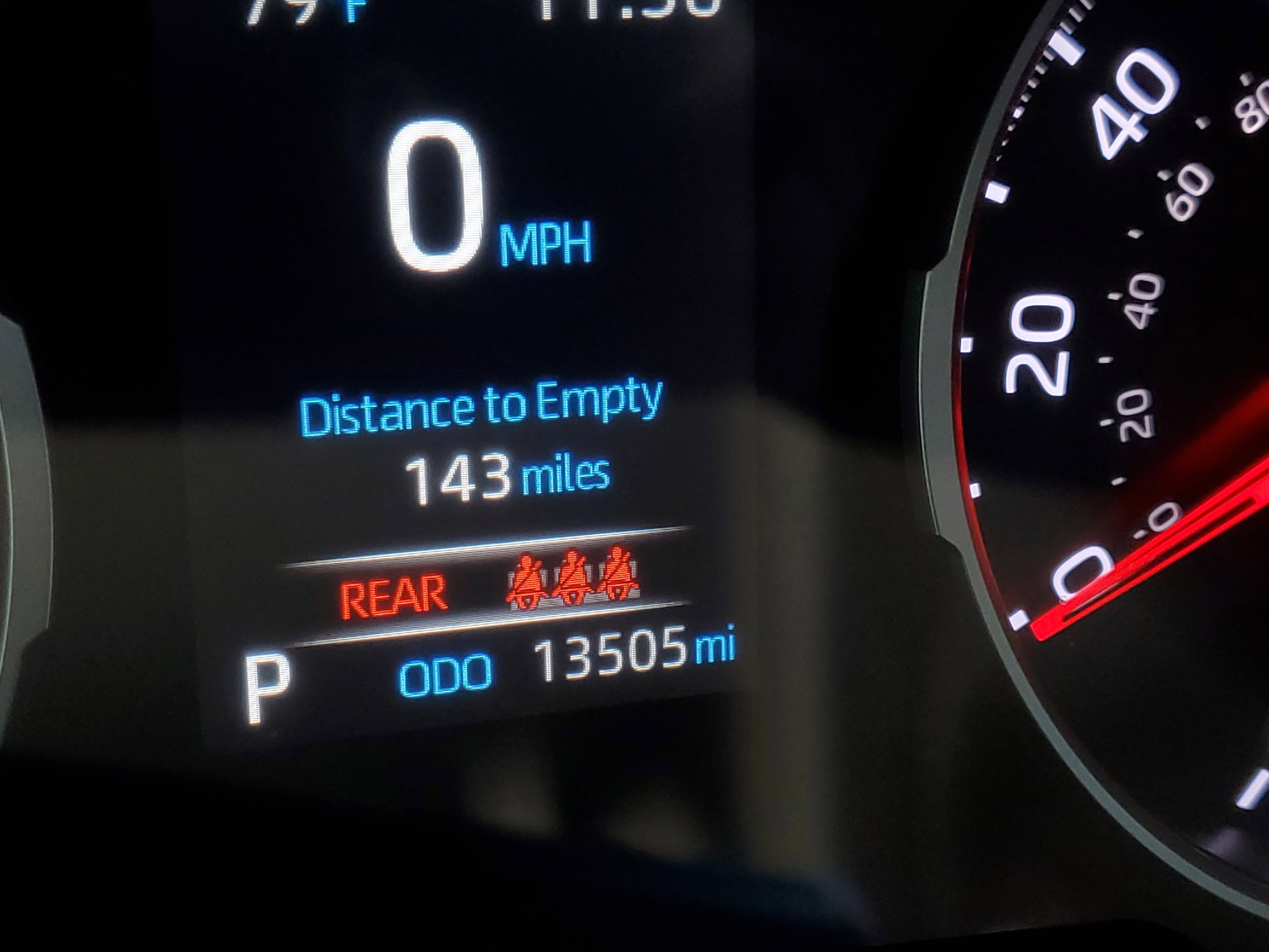 Used 2022 Toyota RAV4 XLE image 25