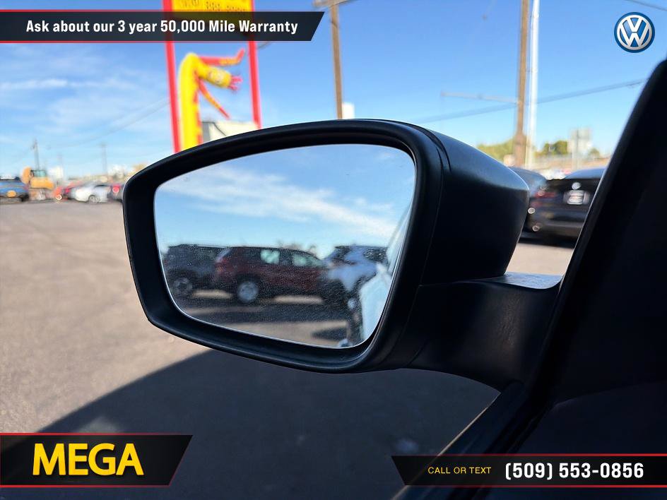 Used 2015 Volkswagen Jetta Sport FWD image 29