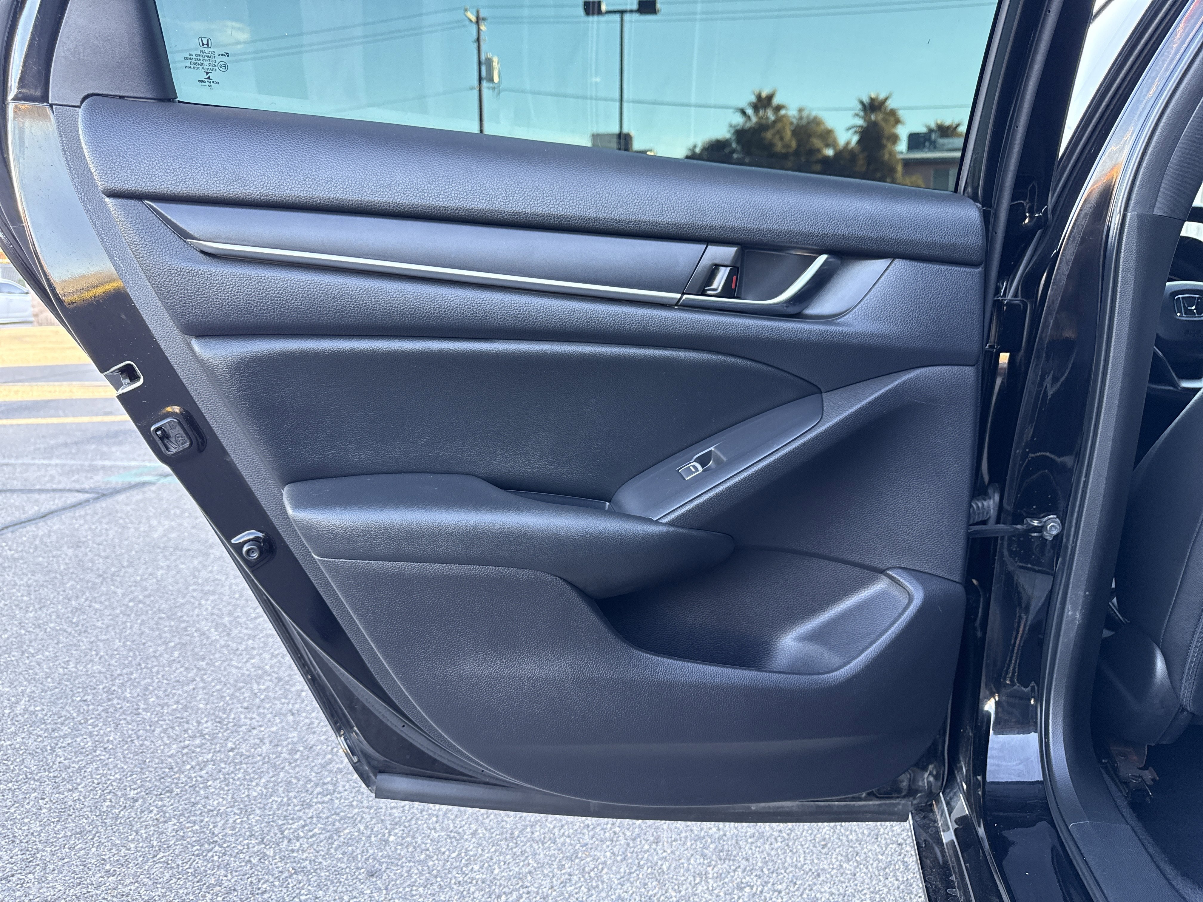 Used 2022 Honda Accord Sport image 29