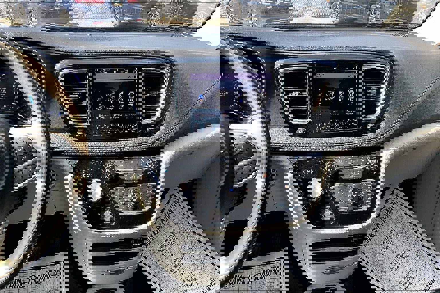 Used 2020 Chrysler Pacifica Limited image 6