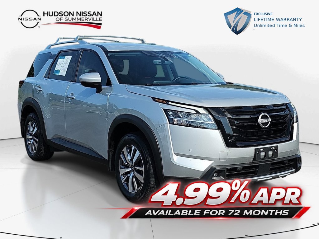 Used 2023 Nissan Pathfinder SL w/ Black Appearance Package