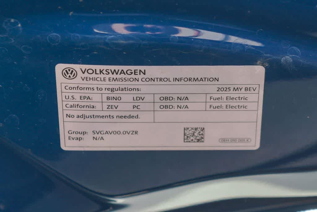 Used 2025 Volkswagen ID.4 Pro S RWD image 28