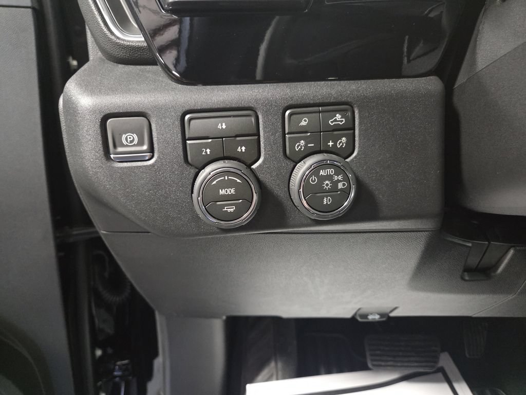 New 2026 Chevrolet Silverado 3500 LT w/ Trail Boss Package AWD/4WD image 18