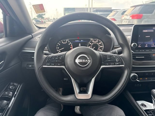 Used 2023 Nissan Altima 2.5 SV FWD image 11