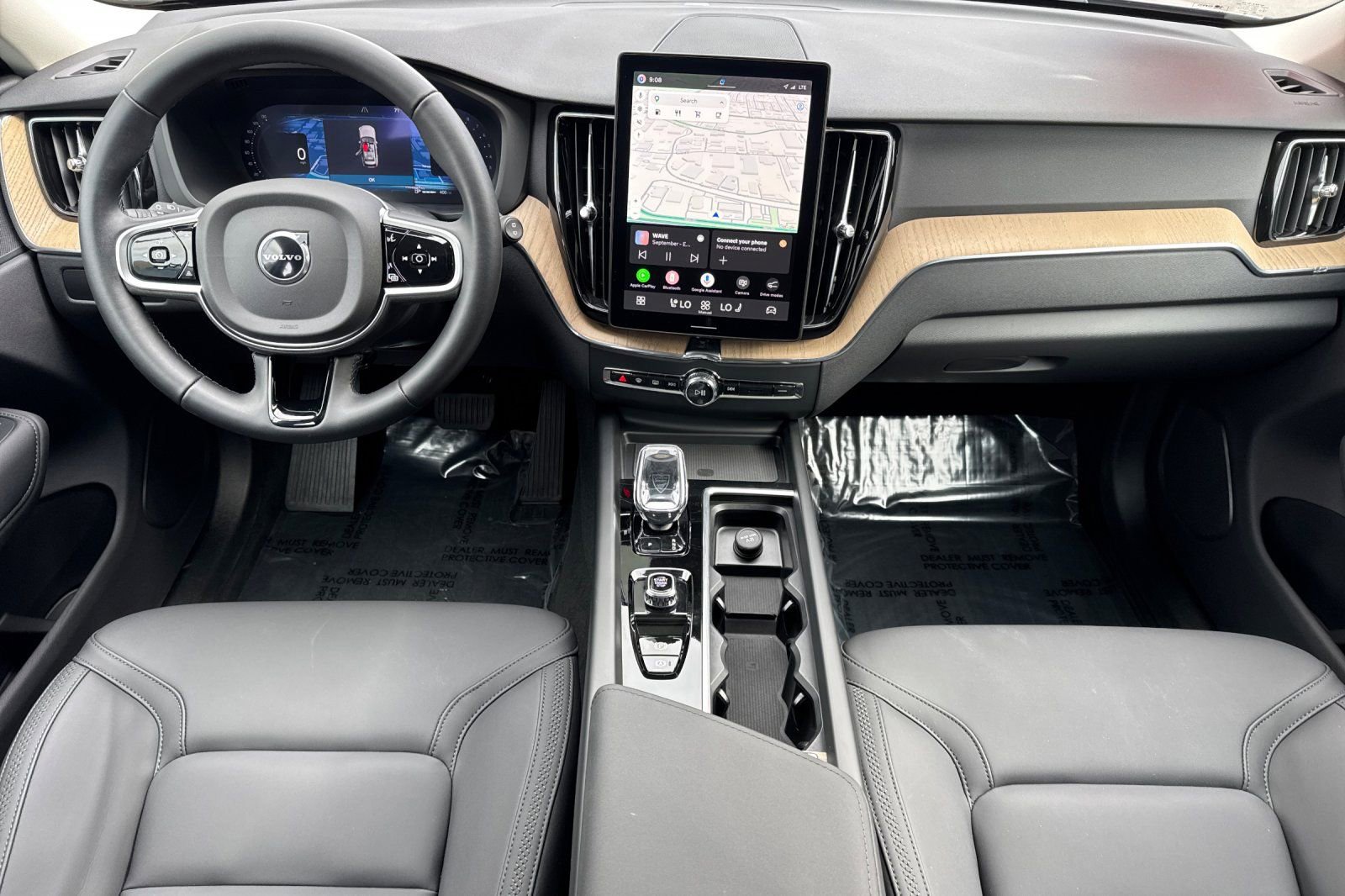 Certified 2026 Volvo XC60 B5 Plus w/ Climate Package PRO image 13