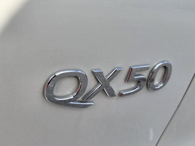 Used 2019 INFINITI QX50 Essential w/ Premium Heat Package image 36