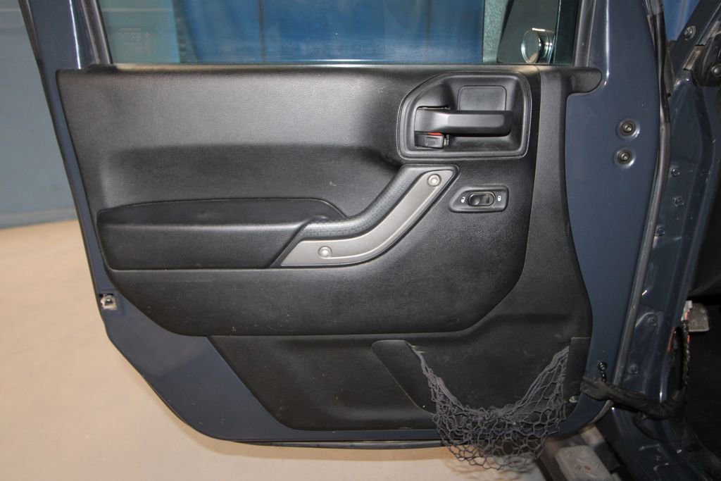 Used 2017 Jeep Wrangler Unlimited Sport w/ Quick Order Package 23S AWD/4WD image 5