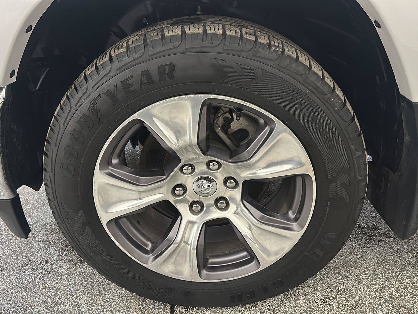 Used 2021 RAM 1500 Laramie AWD/4WD image 13