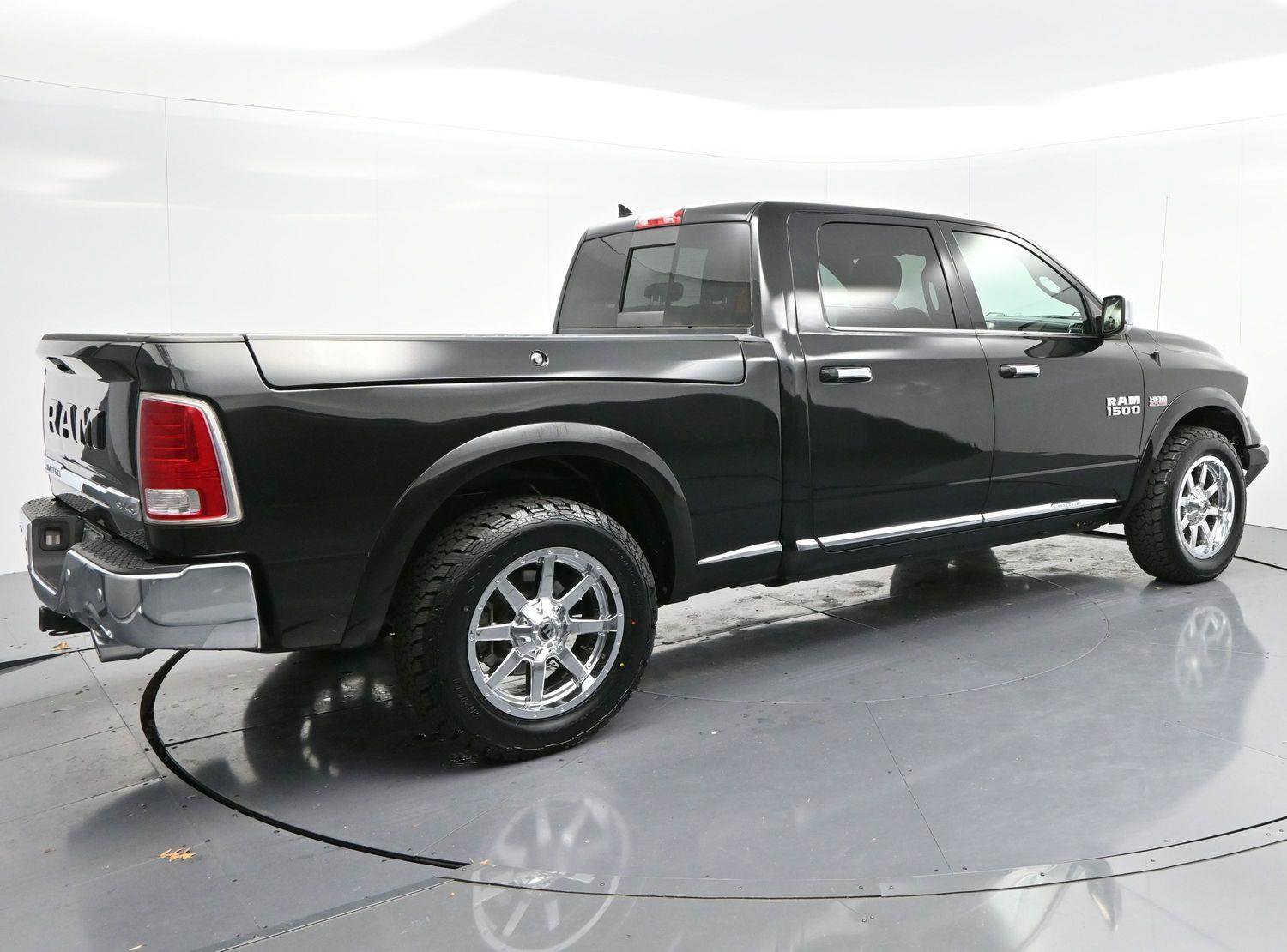 Used 2018 RAM 1500 Limited image 7