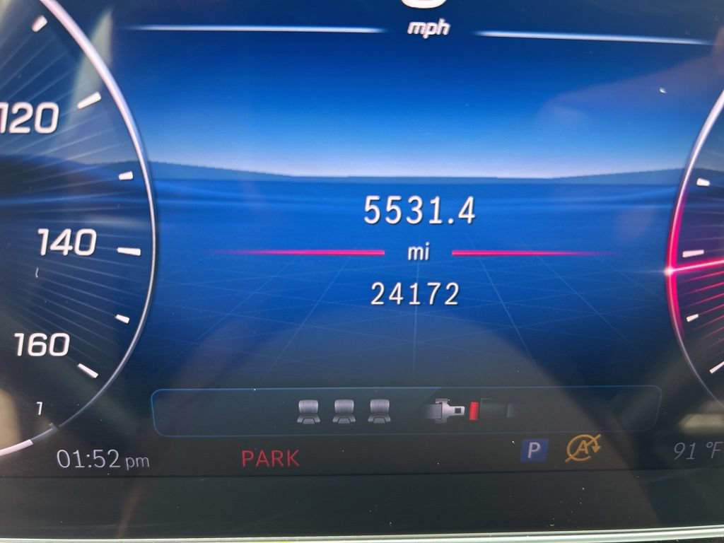 Used 2025 Mercedes-Benz C 300 Sedan image 44