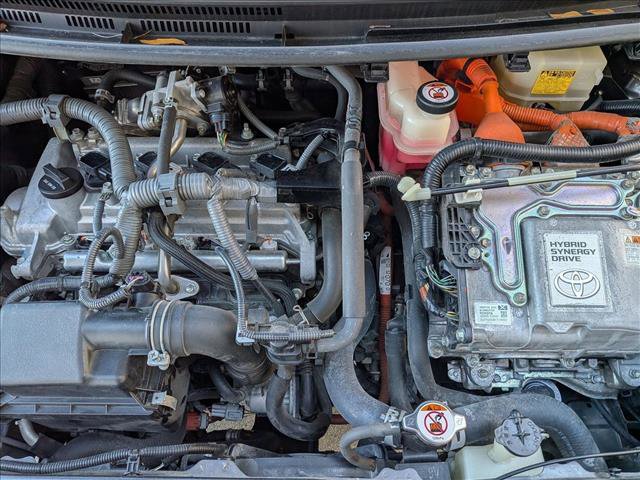 Used 2018 Toyota Prius C Two image 22