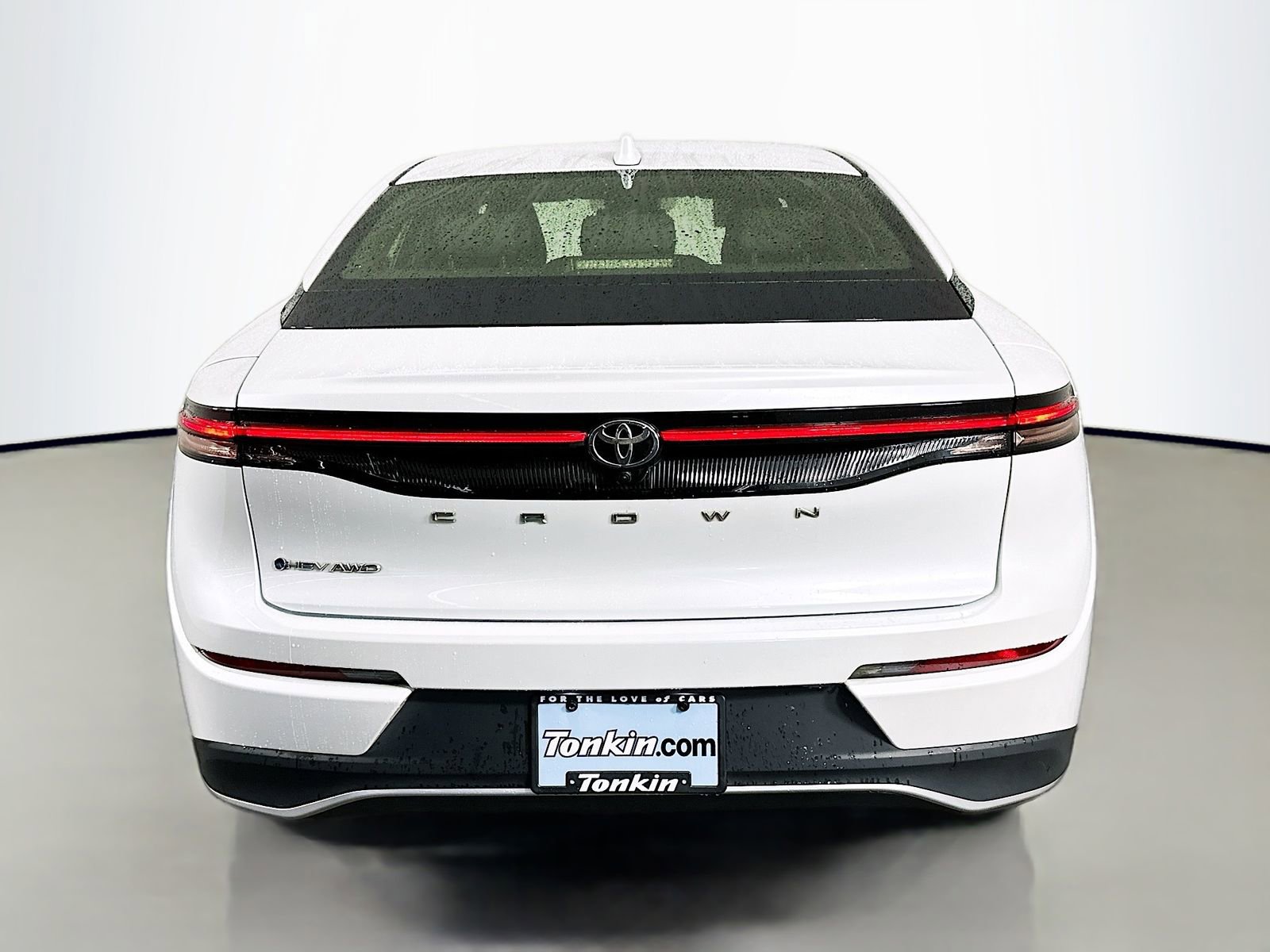 Used 2024 Toyota Crown XLE image 9