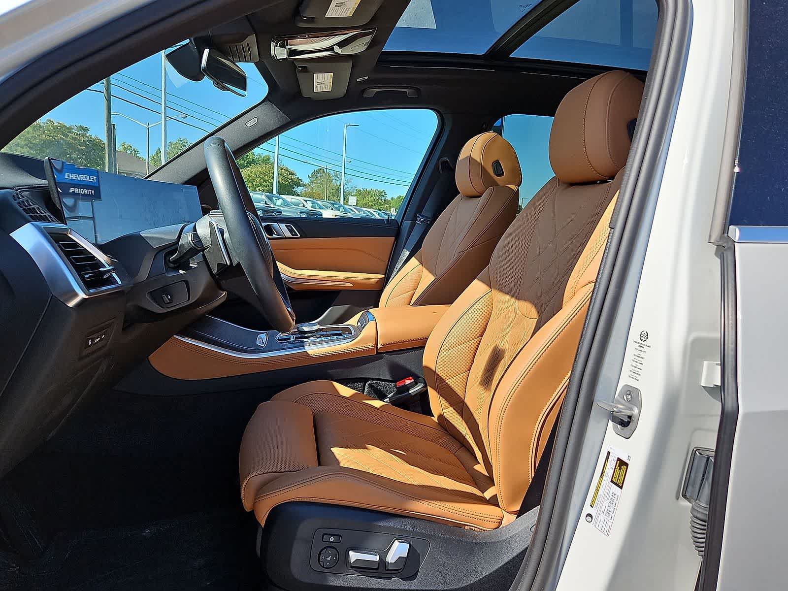 Used 2025 BMW X5 sDrive40i w/ Premium Package RWD image 26