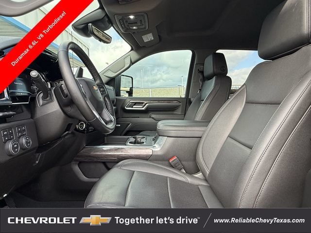 Used 2025 Chevrolet Silverado 2500 LTZ w/ LTZ Texas Edition AWD/4WD image 33