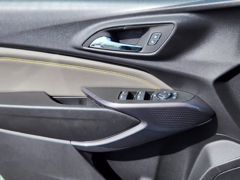 New 2026 Chevrolet Trax ACTIV FWD image 7
