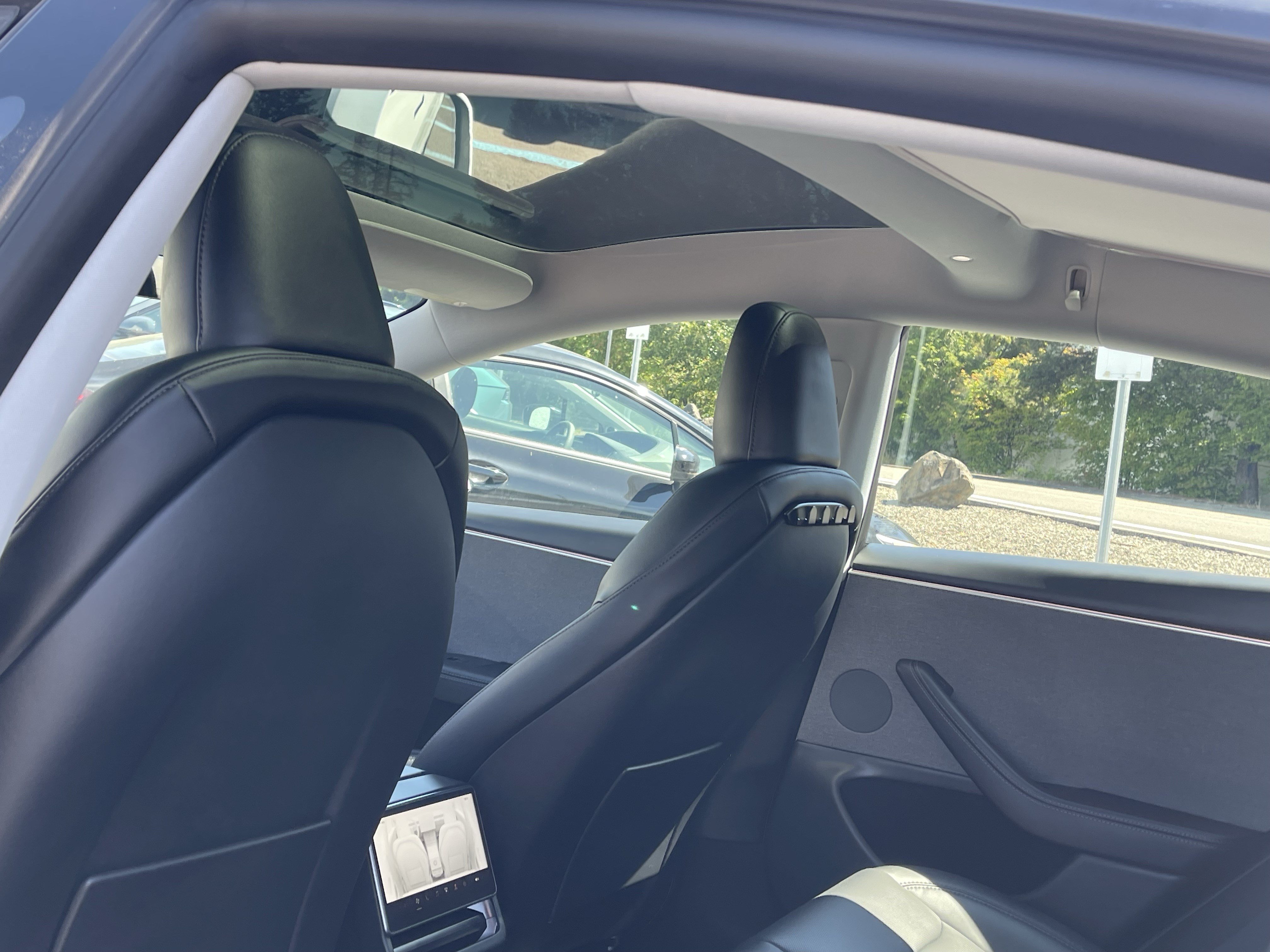 Used 2025 Tesla Model 3 Long Range RWD image 16