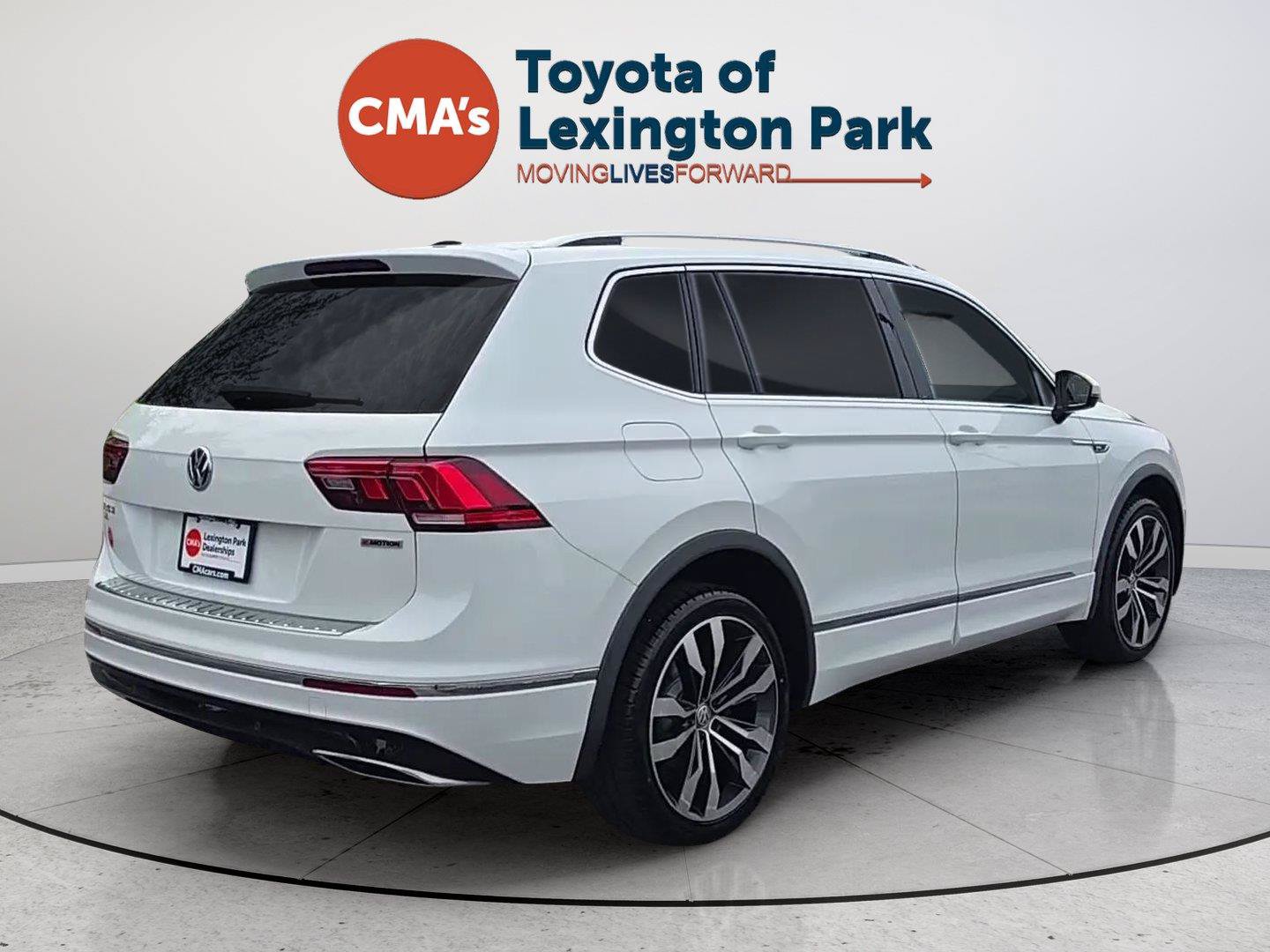 Used 2020 Volkswagen Tiguan SEL Premium R-Line w/ 3rd Row Seat Package AWD/4WD image 37