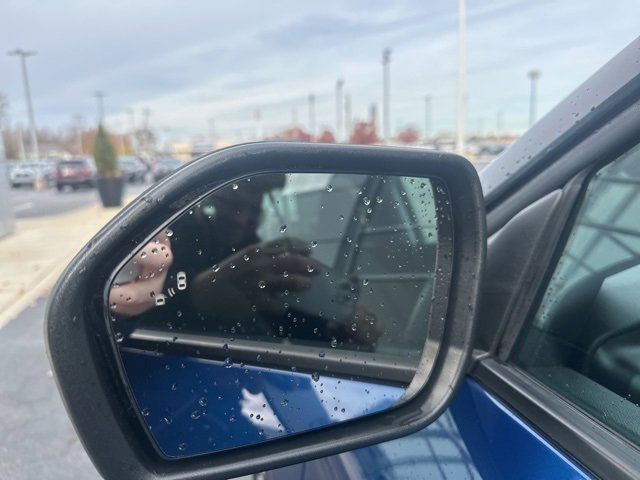 Used 2022 Ford Explorer XLT image 17