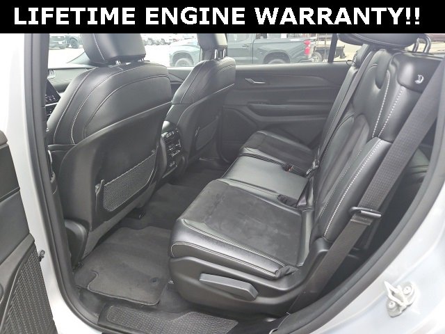 Used 2024 Jeep Grand Cherokee L Laredo image 28