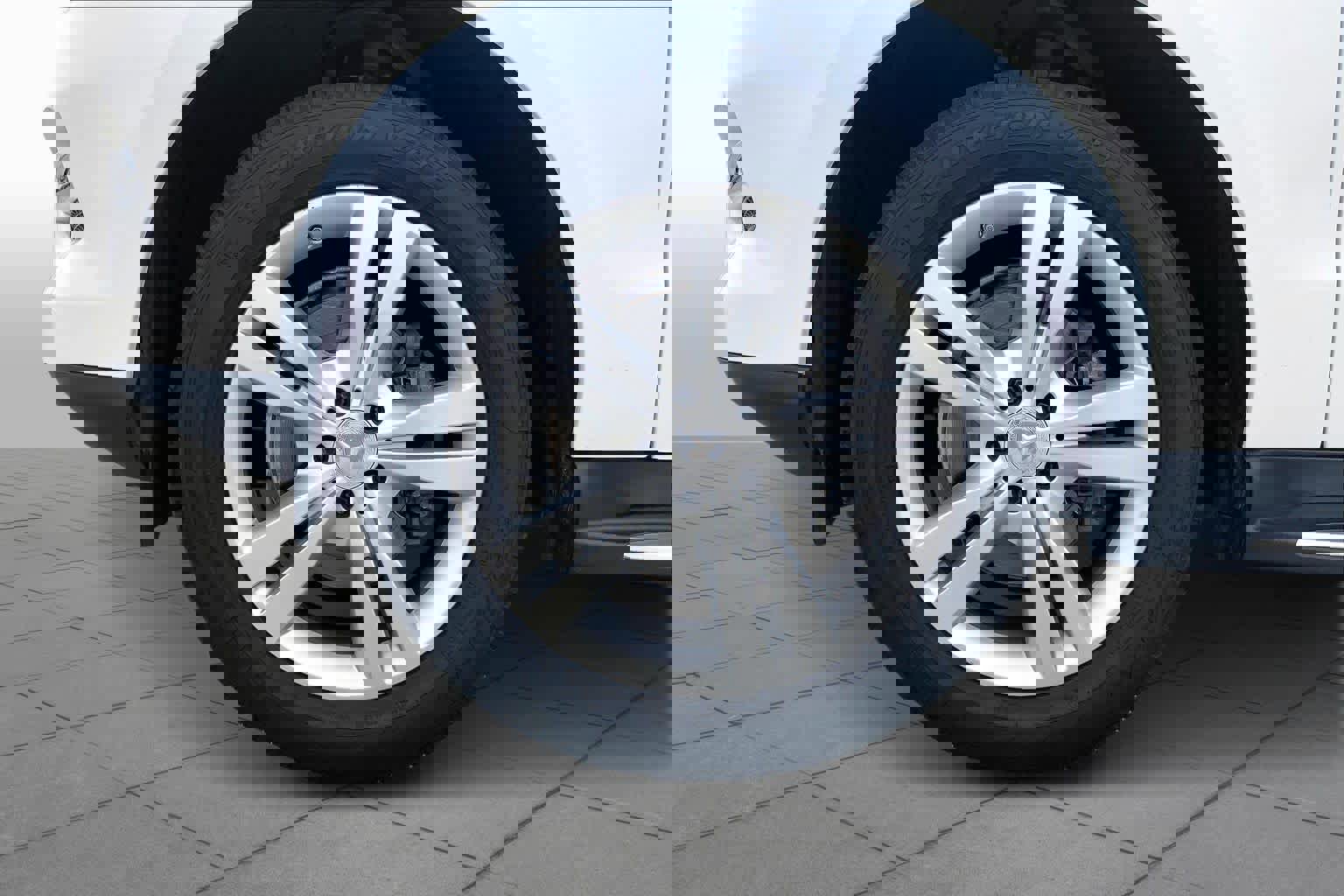 Certified 2015 Mercedes-Benz ML 350 2WD image 11