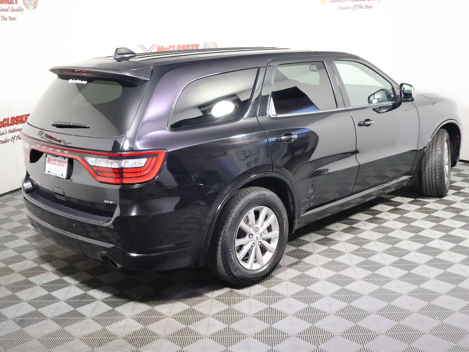Used 2025 Dodge Durango GT RWD image 4