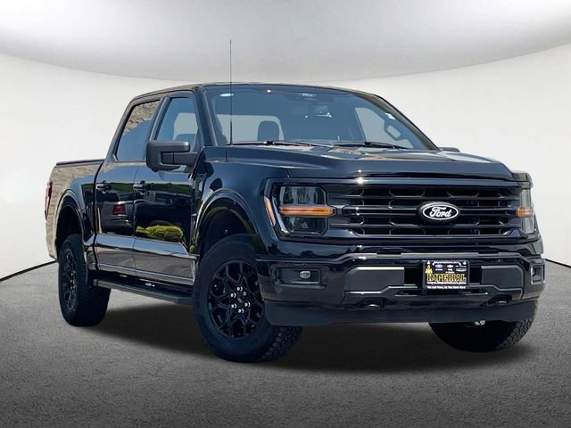 Used 2024 Ford F150 XLT w/ XLT Black Appearance Package image 2
