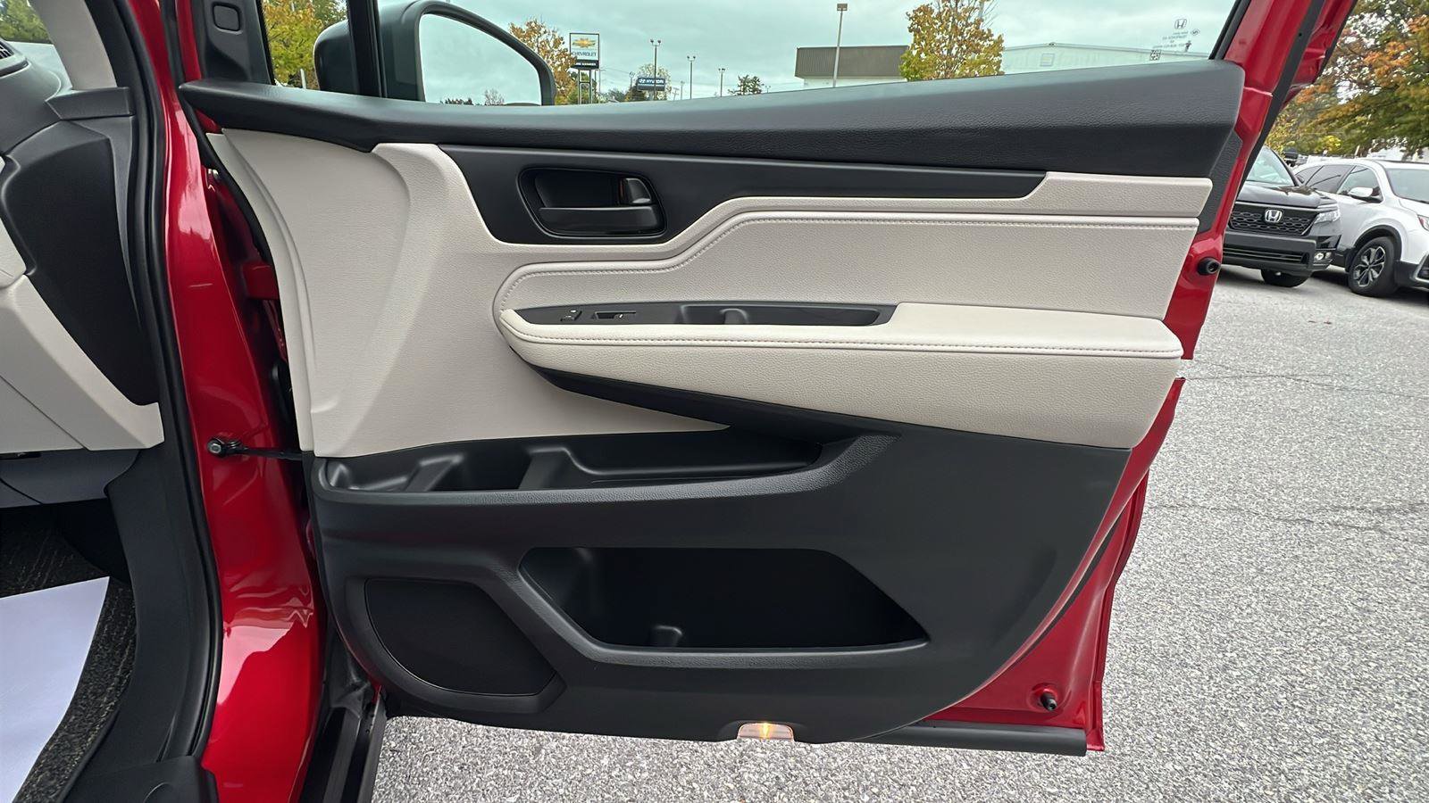 New 2026 Honda Odyssey EX-L image 12