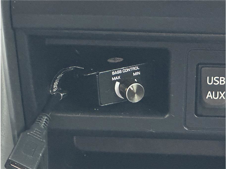 Used 2016 Toyota 4Runner SR5 AWD/4WD image 29