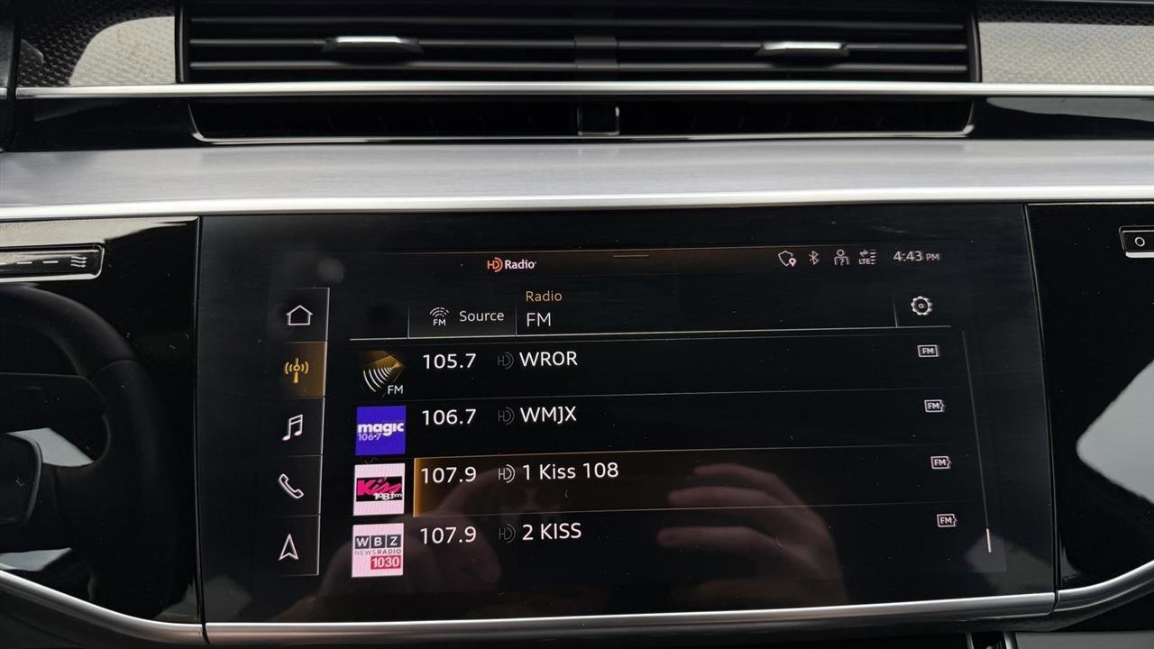 Used 2021 Audi S8 L AWD/4WD image 53