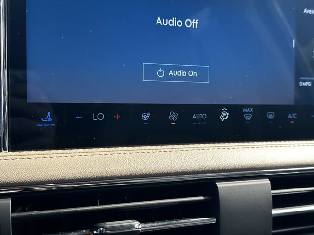 Certified 2024 Lincoln Corsair AWD w/ Equipment Group 101A image 23