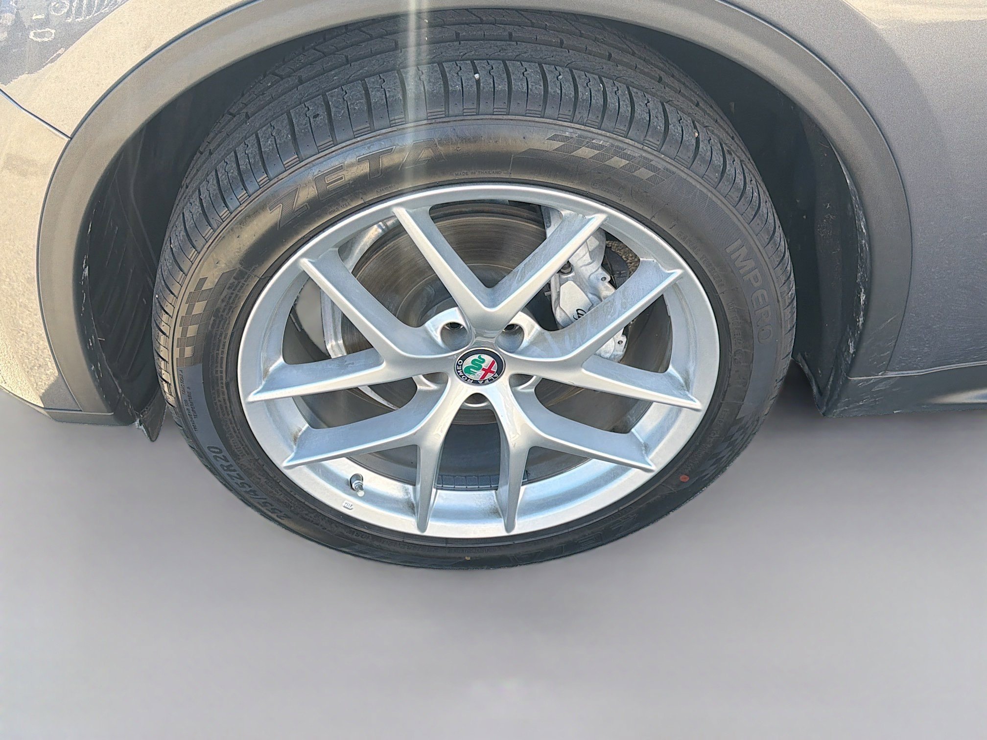 Used 2018 Alfa Romeo Stelvio Ti image 34