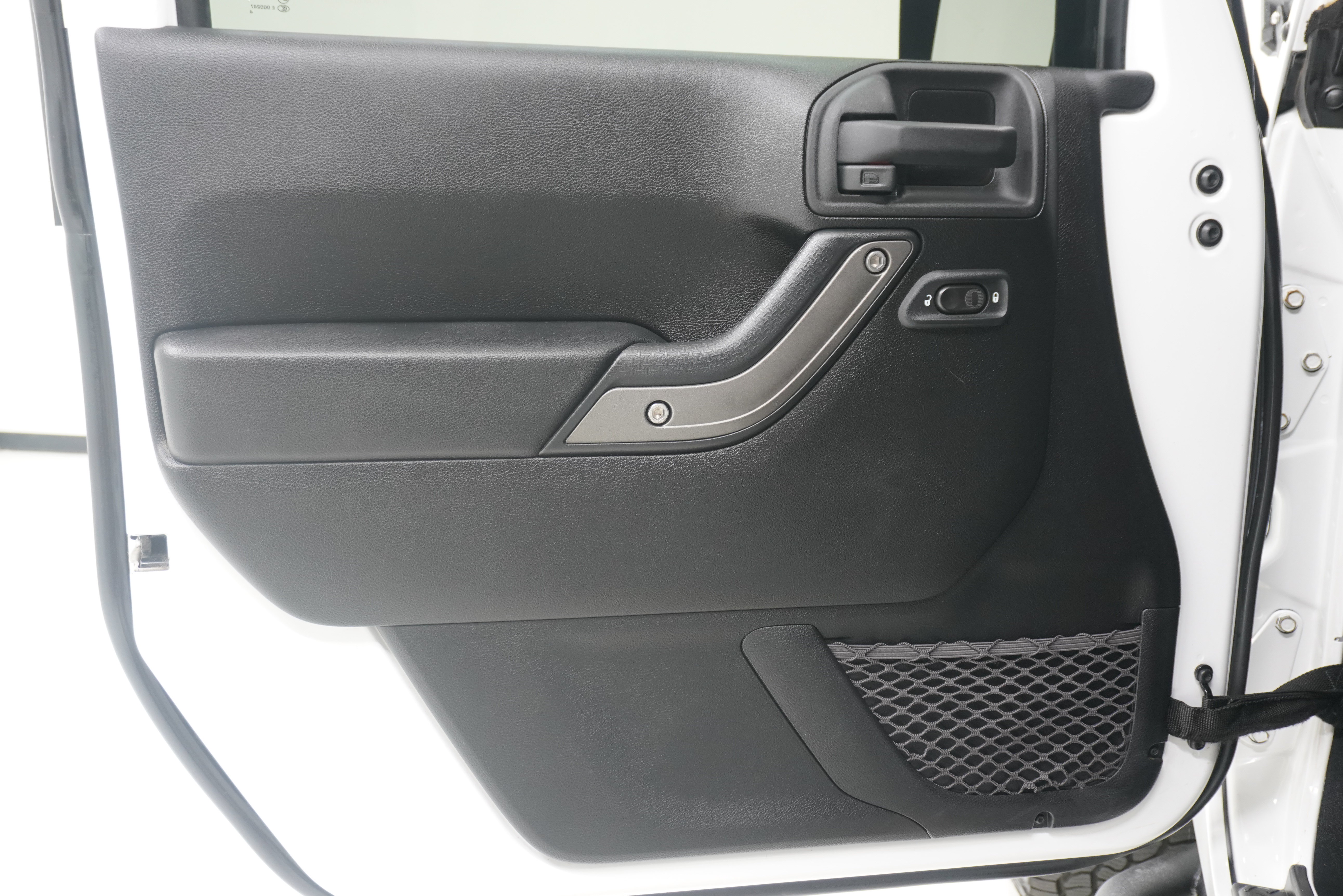 Used 2012 Jeep Wrangler Sport AWD/4WD image 17