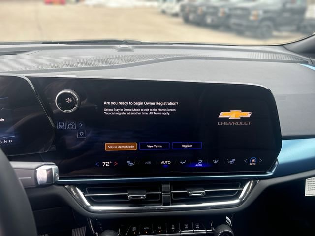 New 2026 Chevrolet Equinox EV LT AWD/4WD image 15