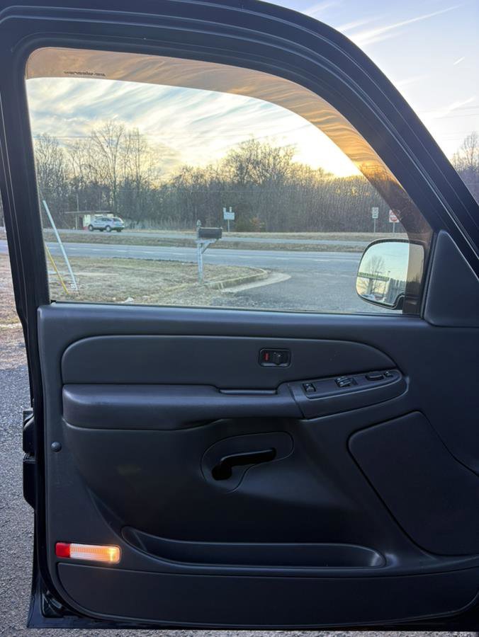 Used 2007 Chevrolet Silverado 1500 LT image 10