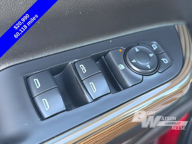 Used 2021 GMC Acadia SLE w/ Driver Convenience Package FWD image 14